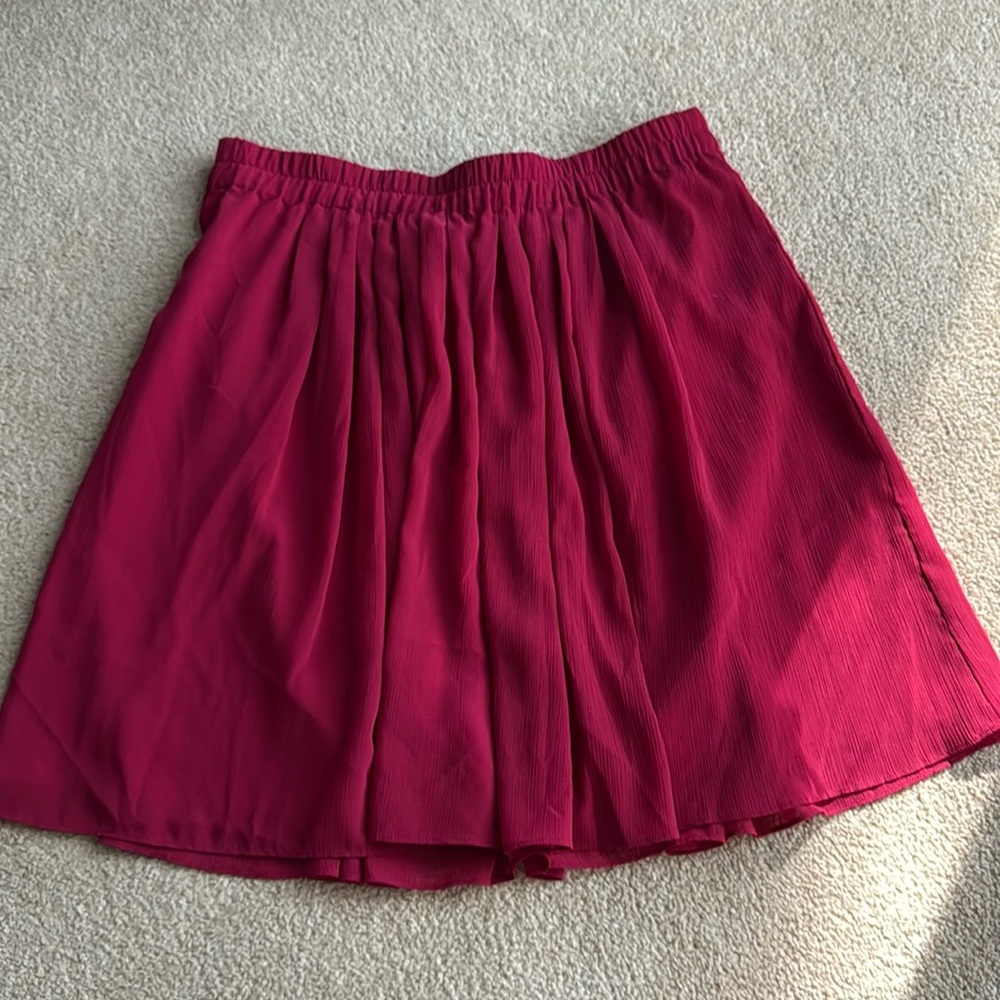 Ruby Red Loft Skirt - Size Med